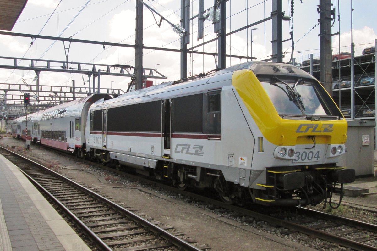 Am 8 Juni 2015 ist CFL 3004 in Luxembourg angekommen.
