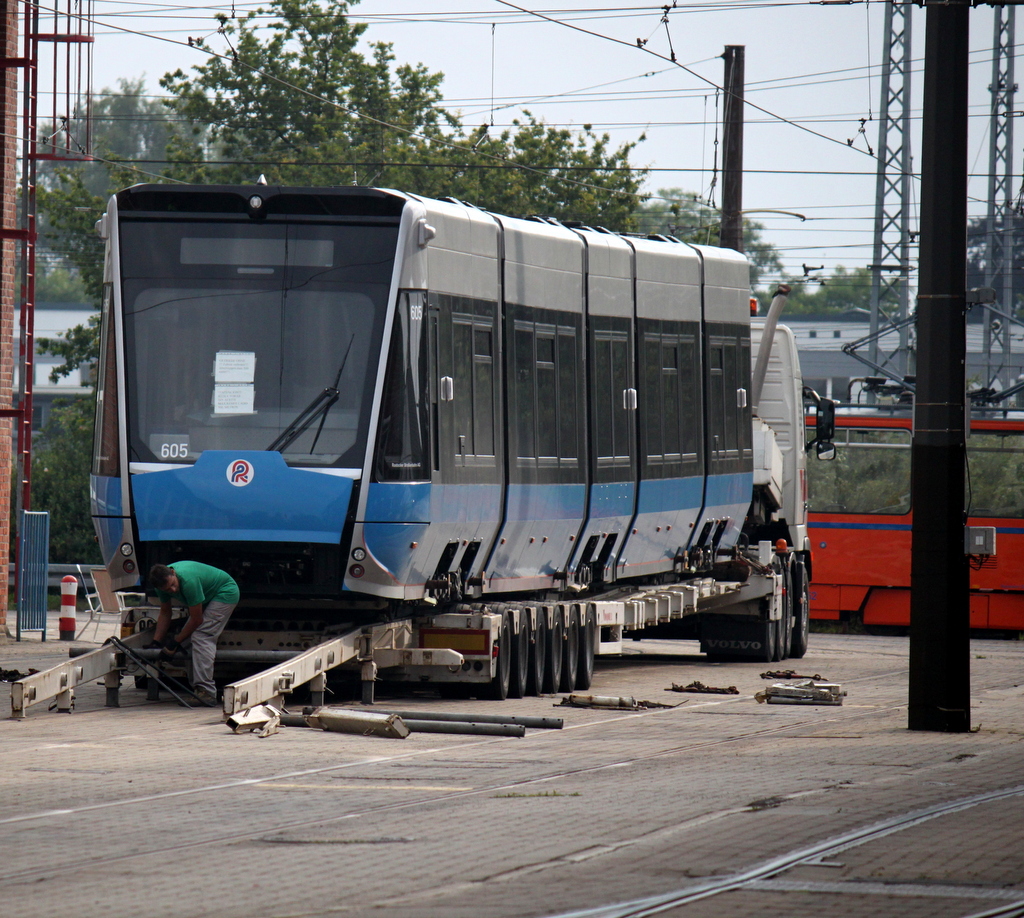 Am Heutigen Morgen des 28.06.2014 kam wieder eine frische Lieferung aus Spanien bei der Rostocker Straenbahn AG an.