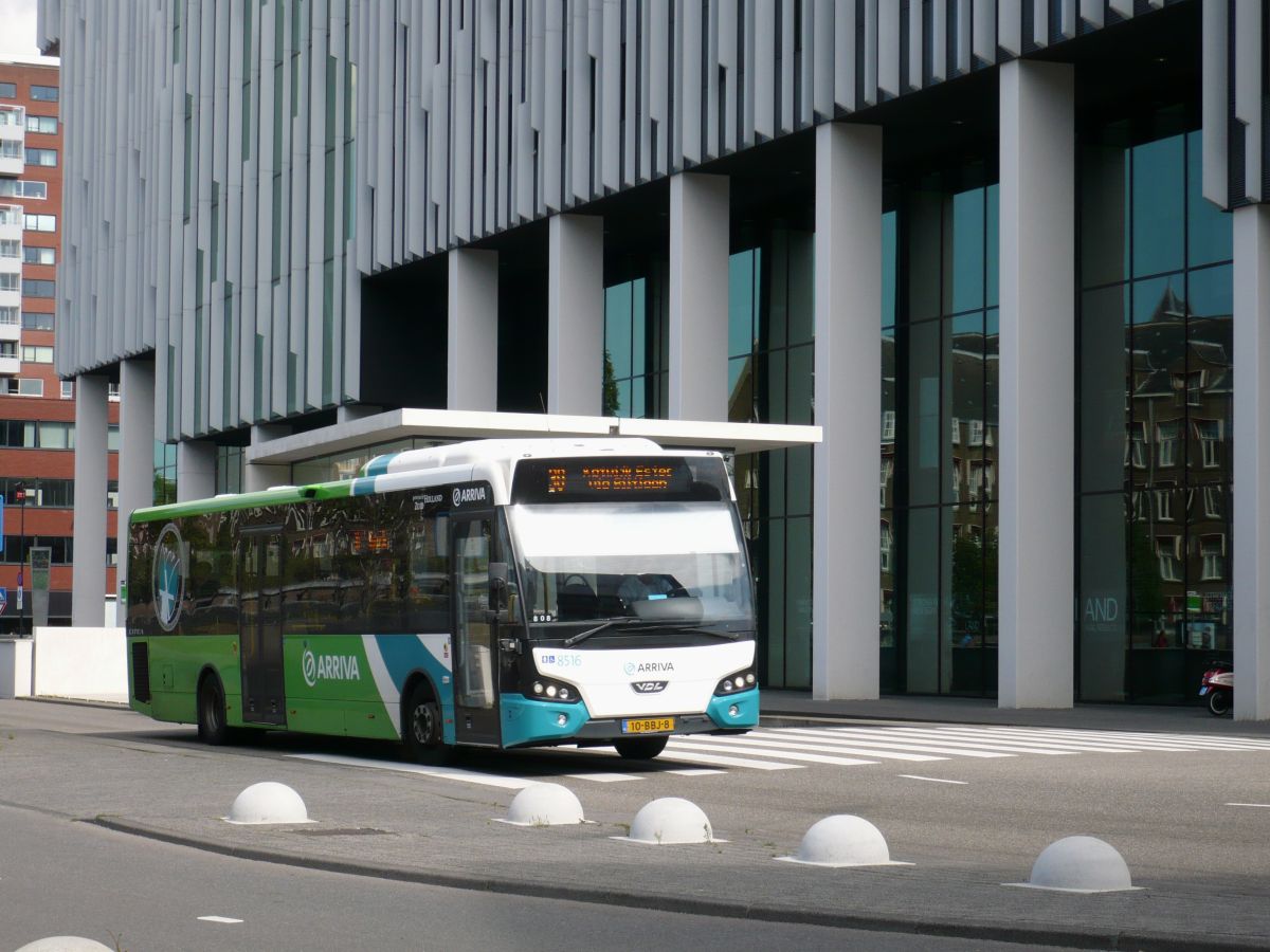 Arriva Bus 8516 DAF VDL Citea LLE120 Baujahr 2012. Bargelaan, Leiden 27-08-2017.                             Arriva bus 8516 DAF VDL Citea LLE120 bouwjaar 2012. Bargelaan, Leiden 27-08-2017.