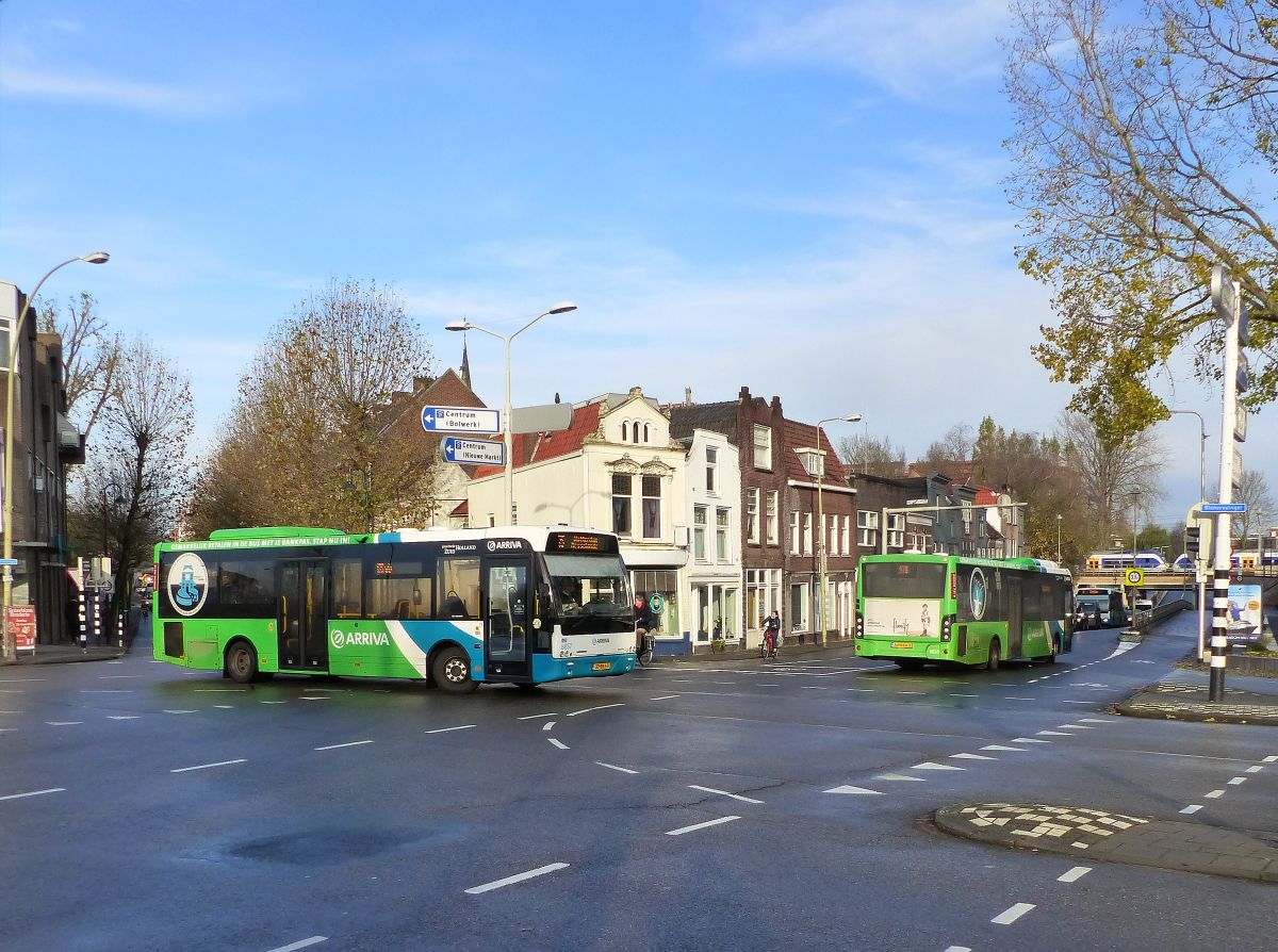 Arriva Bus 8857 DAF VDL Berkhof Ambassador 120 Baujahr 2012. Kleiwegplein, Gouda 22-11-2019.

Arriva bus 8857 DAF VDL Berkhof Ambassador 120 bouwjaar 2012. Kleiwegplein, Gouda 22-11-2019.