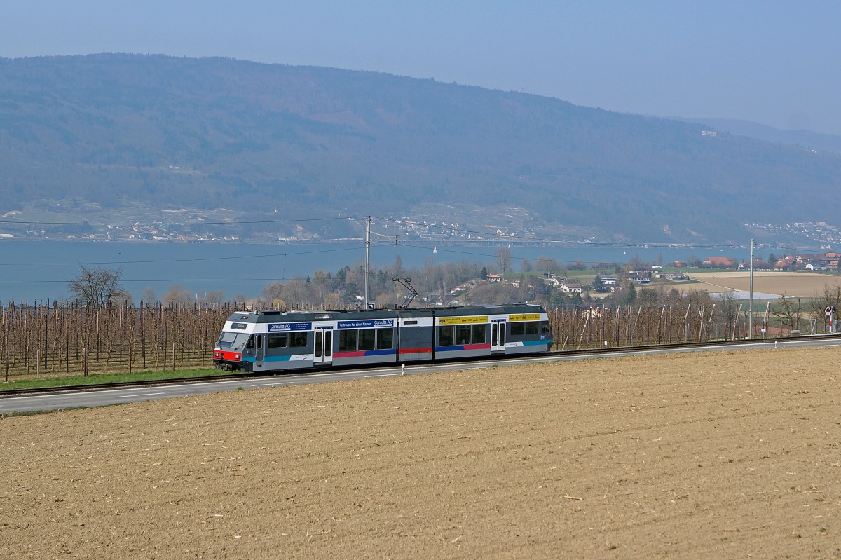 ASm/BTI: Regionalzug mit Be 2/6 (501-507, 509-510) unterwegs zwischen Mörigen und Gerolfingen am 20. März 2015.
Foto: Walter Ruetsch