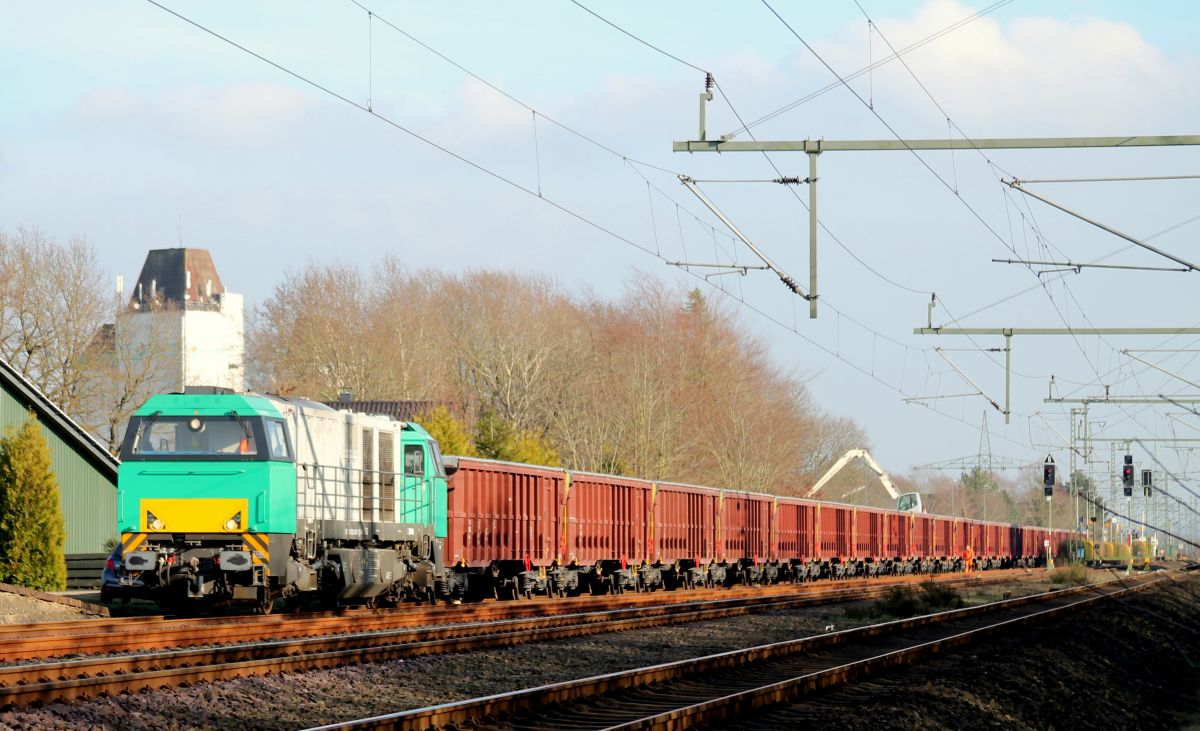 ATLU/LOCON 1272 403-7 mit Düngerzug in Jübek. 29.03.2019