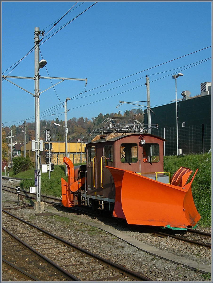 Auch im Winter 2017/18 im Einsatz: die CE Xrot 91 (SWS MFO Boschung 1910/1966 (ex L 401)
Bloany, den 17. Nov. 2017