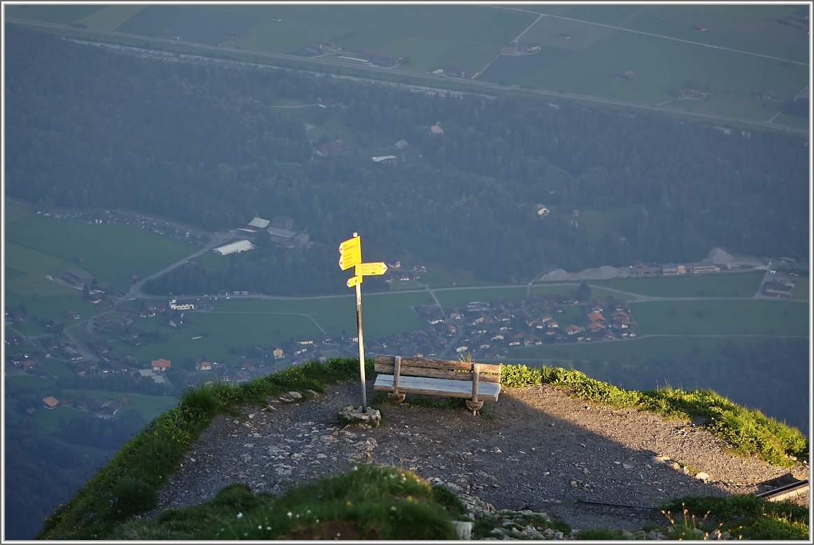 Ausblick vom Brienzer Rothorn ins Tal
(07.07.2016)