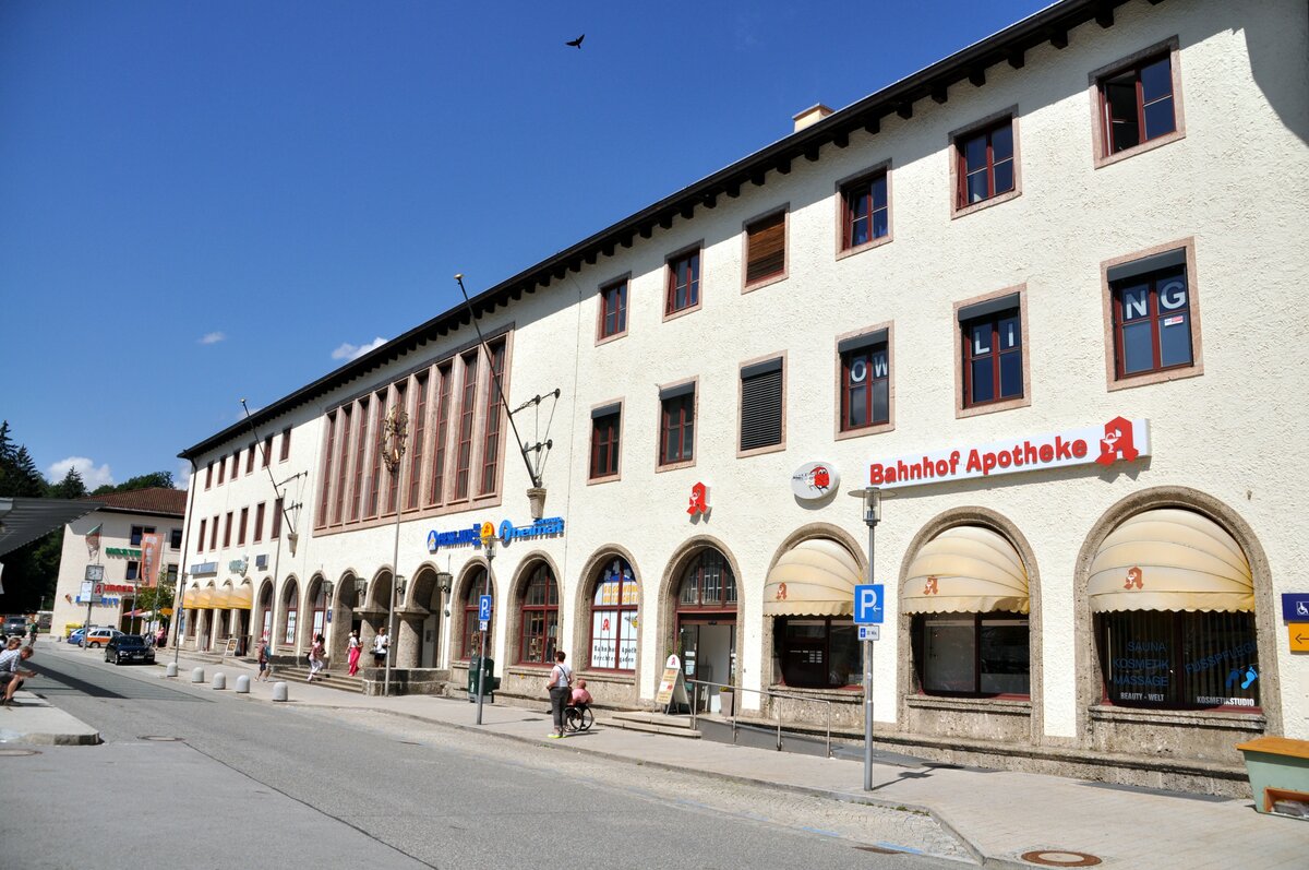 Bahnhof Berchtesgaden Straßenfront am 10.08.2022.