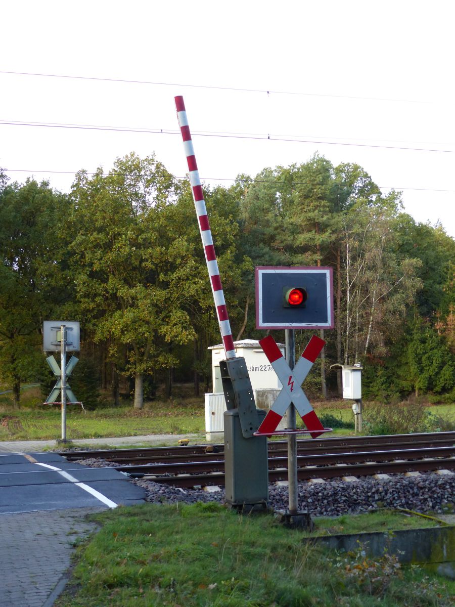 Bahn�bergang Bernte, Emsb�ren 02-11-2018.

Overweg Bernte, Emsb�ren 02-11-2018.