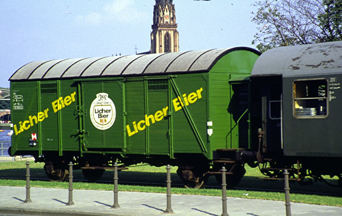 Bierwagen der Licher Brauerei in Frankfurt am 14.07.1979.