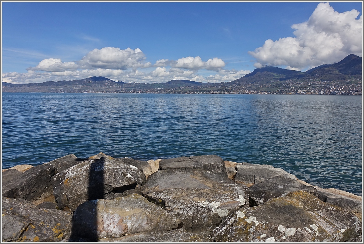 Blick vom Grande Canal über den See auf die Rivera und das Lavaux
(14.04.2016