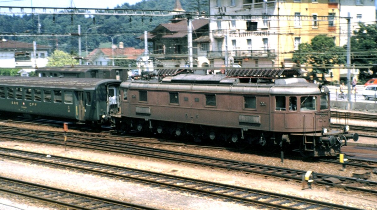 BLS Ae 6/8 Nr.204 in Spiez am 27.07.1980.