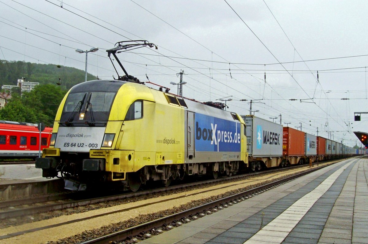 BoxXpress U2-003 steht am 8 Juni 2009 in Treuchtlingen.
