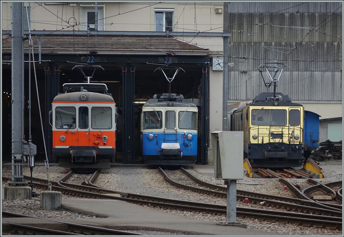 Bunte MOB: ex SNB Be 4/4, MOB ABDe 8/8 und eine GDe 4/4 im Depot-Areal von Montreux. 
4. Sept. 2014 