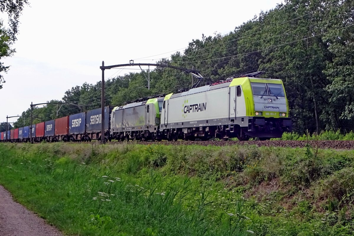 CapTrain 186 151 durchfahrt am 4 Augustus 2019 Tilburg Oude Warande.