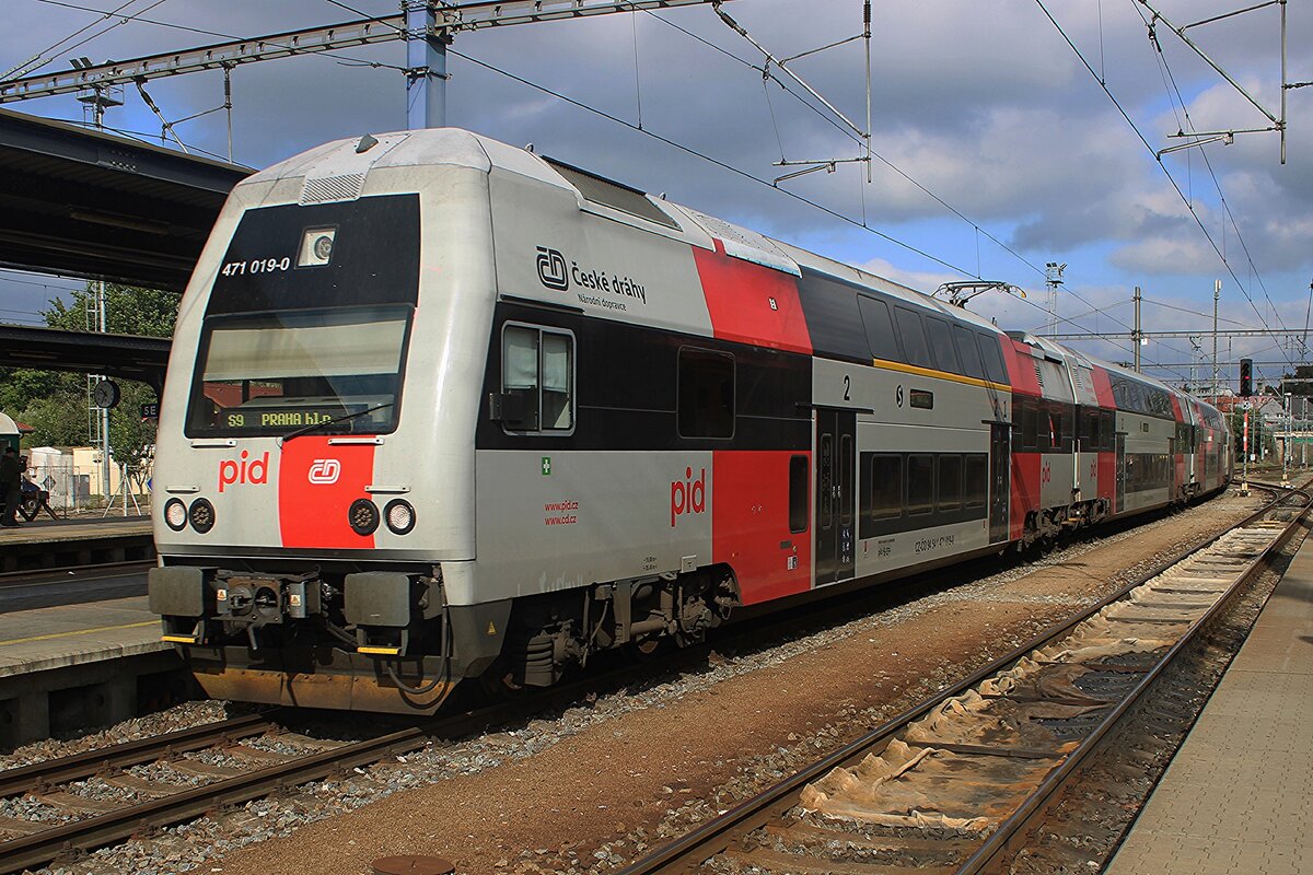 CD 471 019 verlasst am 28 September 2025 Benesov u Prahy.