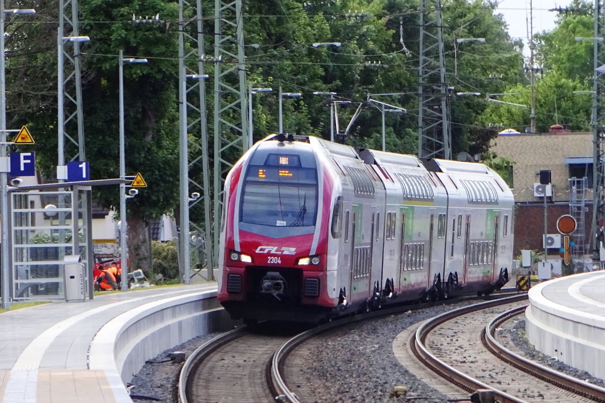 CFL 2304 legt sich am 8 Juni 2019 in Remagen in die Kurve.