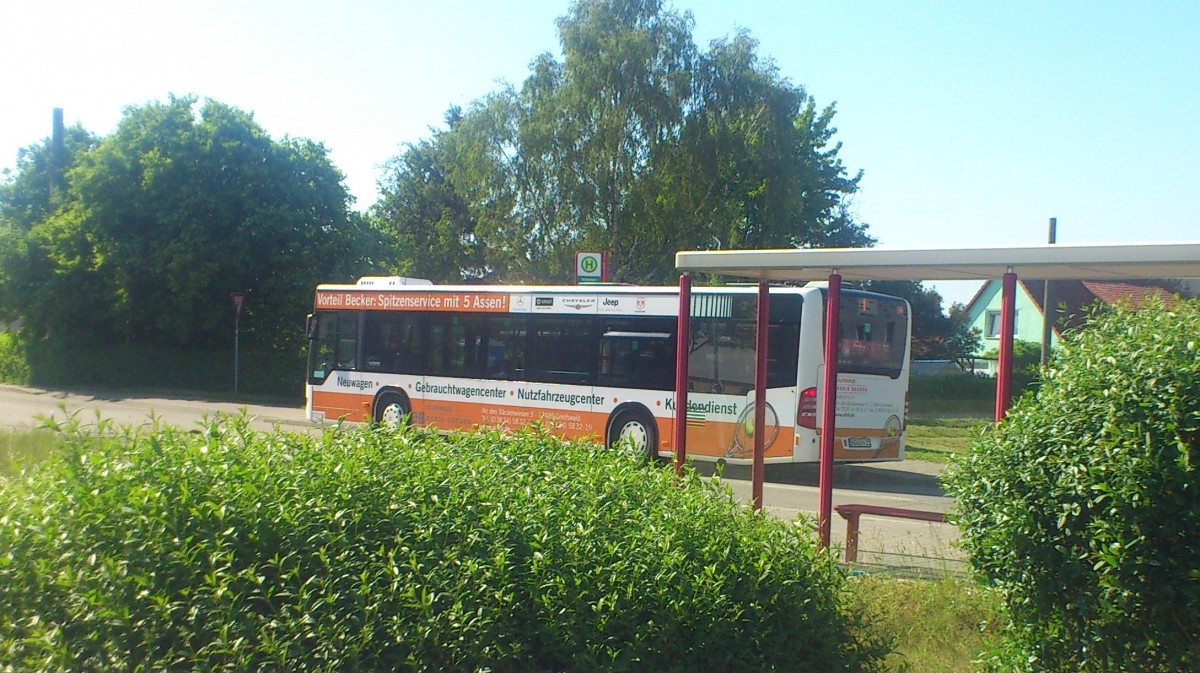 ....Citaro Facelift in Greifswald wo nur die Solo-Variante unterwegs ist mit seiner aktuellen Werbung
