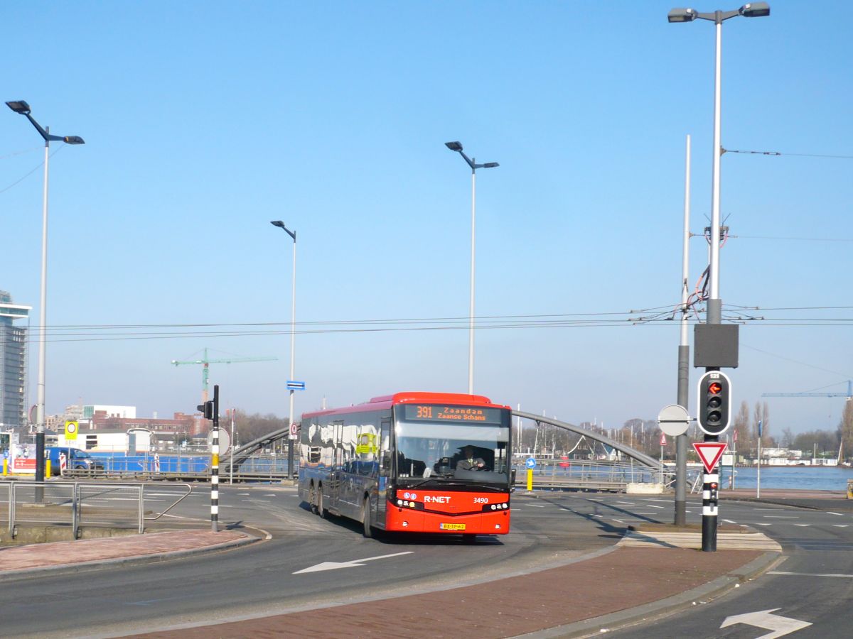 Connexxion R-Net Bus 3490 VDL Berkhof Citea CLE 137 Baujahr 2012. Oosterdokskade, Amsterdam 17-02-2016.

Connexxion R-Net bus 3490 VDL Berkhof Citea CLE 137 bouwjaar 2012. Oosterdokskade, Amsterdam 17-02-2016.