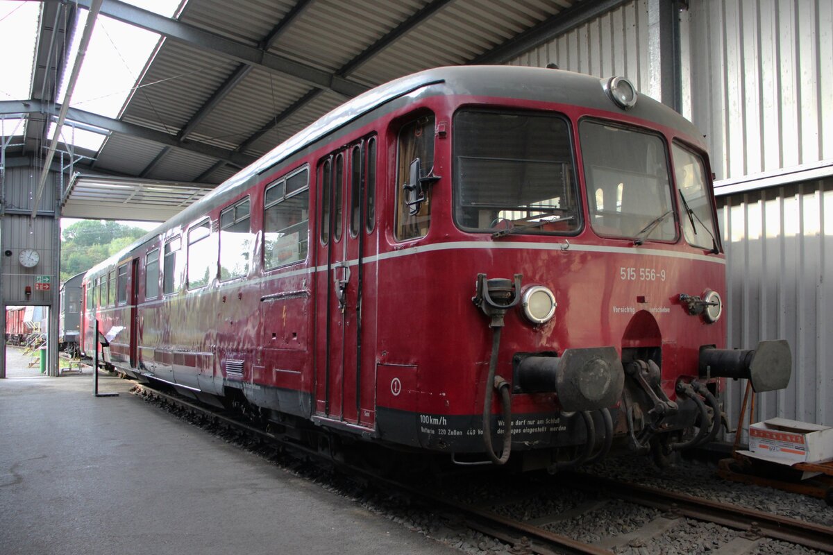 Dank einer Kamerad von mir der ein Termin in Bochum-Dahlhausen hatte  k�nnte ich am 24 September 2026 in der Loklods vons DGEG Museum in Bochum-Dahlhausen einige Bilder machen von u.A. Akkutriebwagen DB 515 556. 