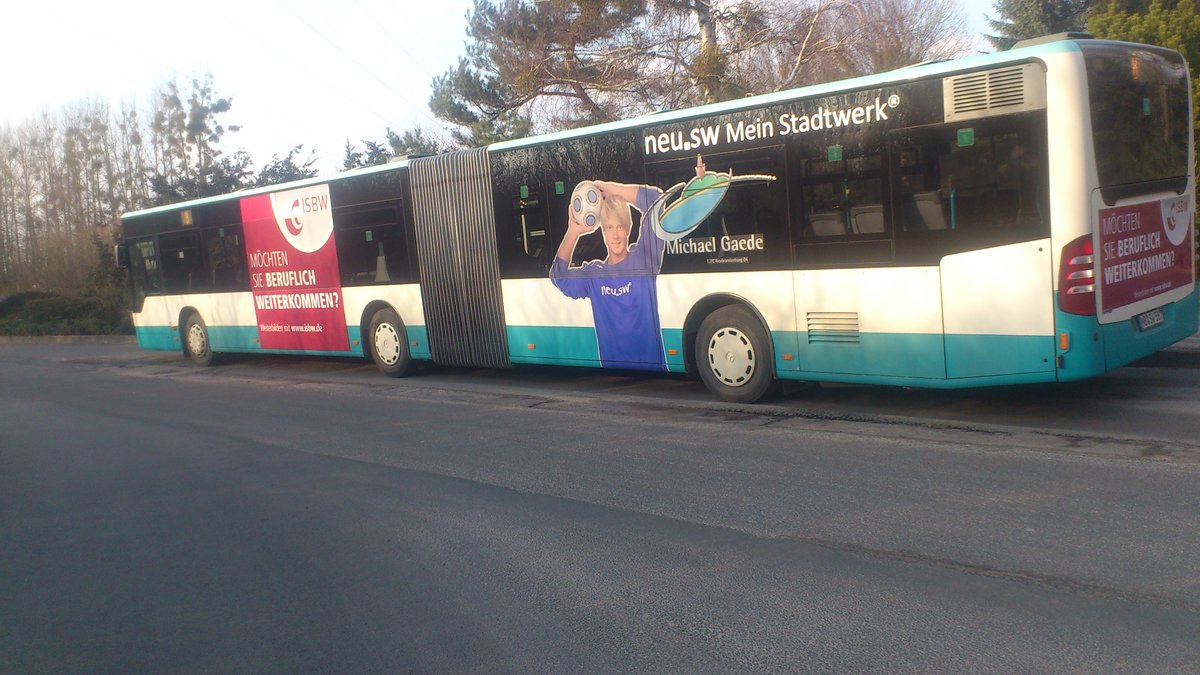  .....das Traffic Board von NB SW 587 ist ein bi�chen weiter nach hinten ger�ckt auf der linken Fahrzeugseite 