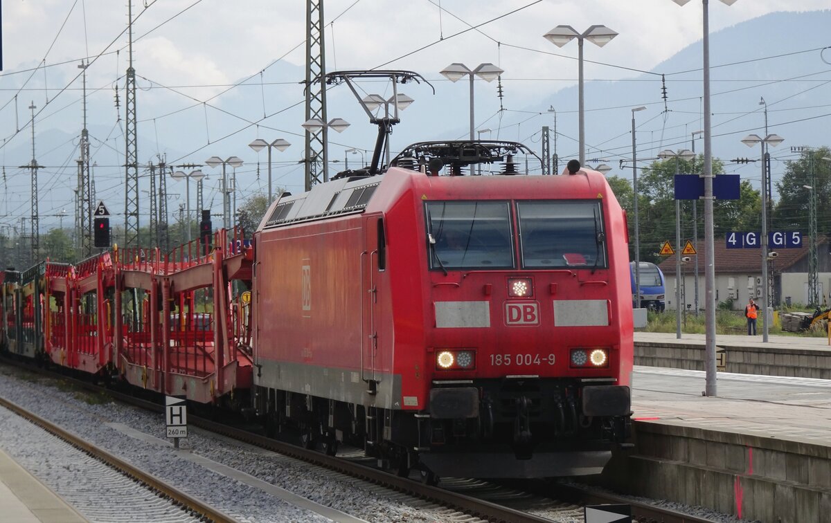 DB Cargo 185 004 durchfahrt am 21 September 2021 Rosenheim
