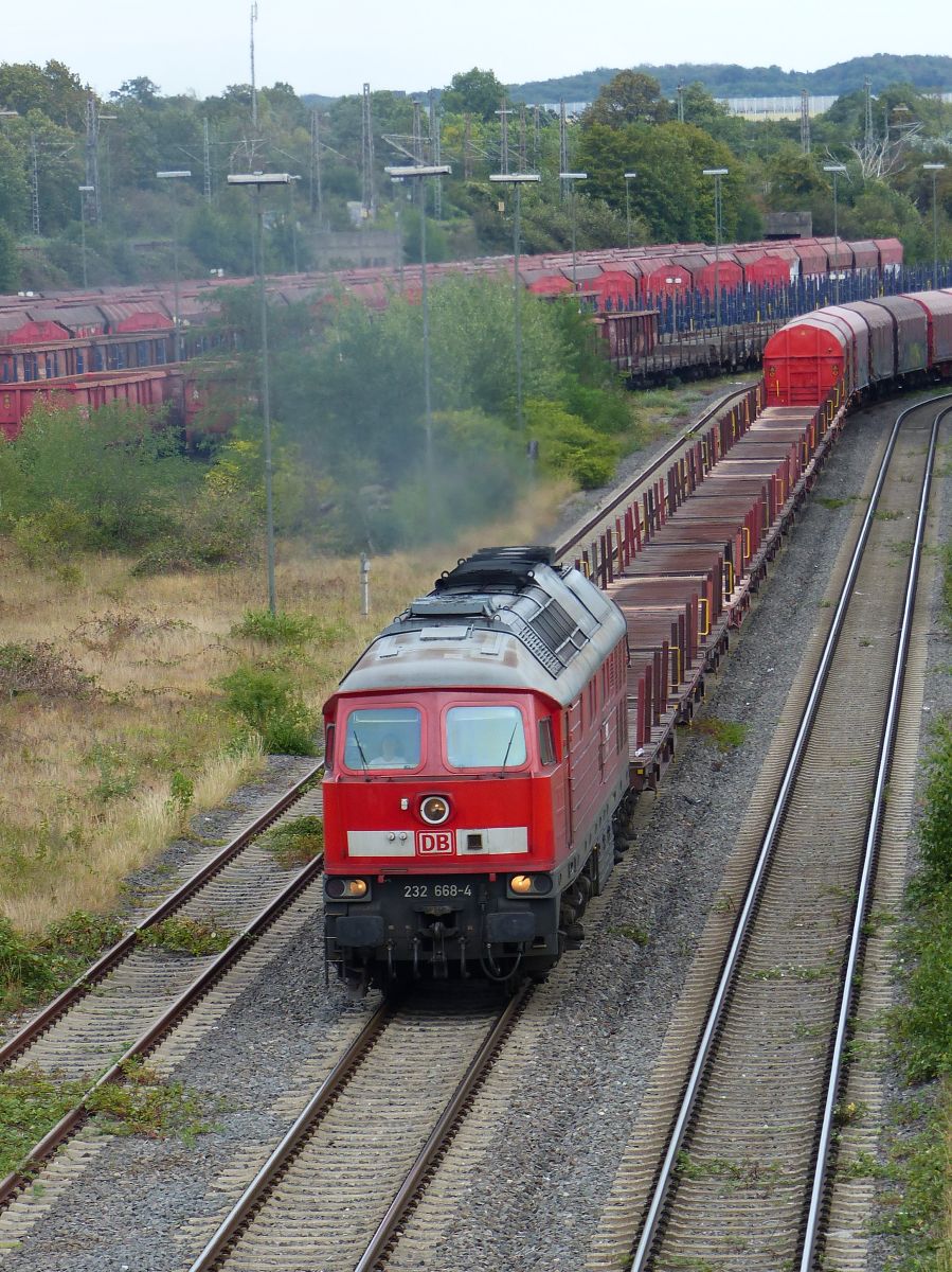 DB Cargo Diesellok 232 668-4 Gterbahnhof Hochfeld Sd. Wanheimerstrasse, Duisburg 21-08-2020.

DB Cargo dieselloc 232 668-4 Gterbahnhof Hochfeld Sd. Wanheimerstrasse, Duisburg 21-08-2020.