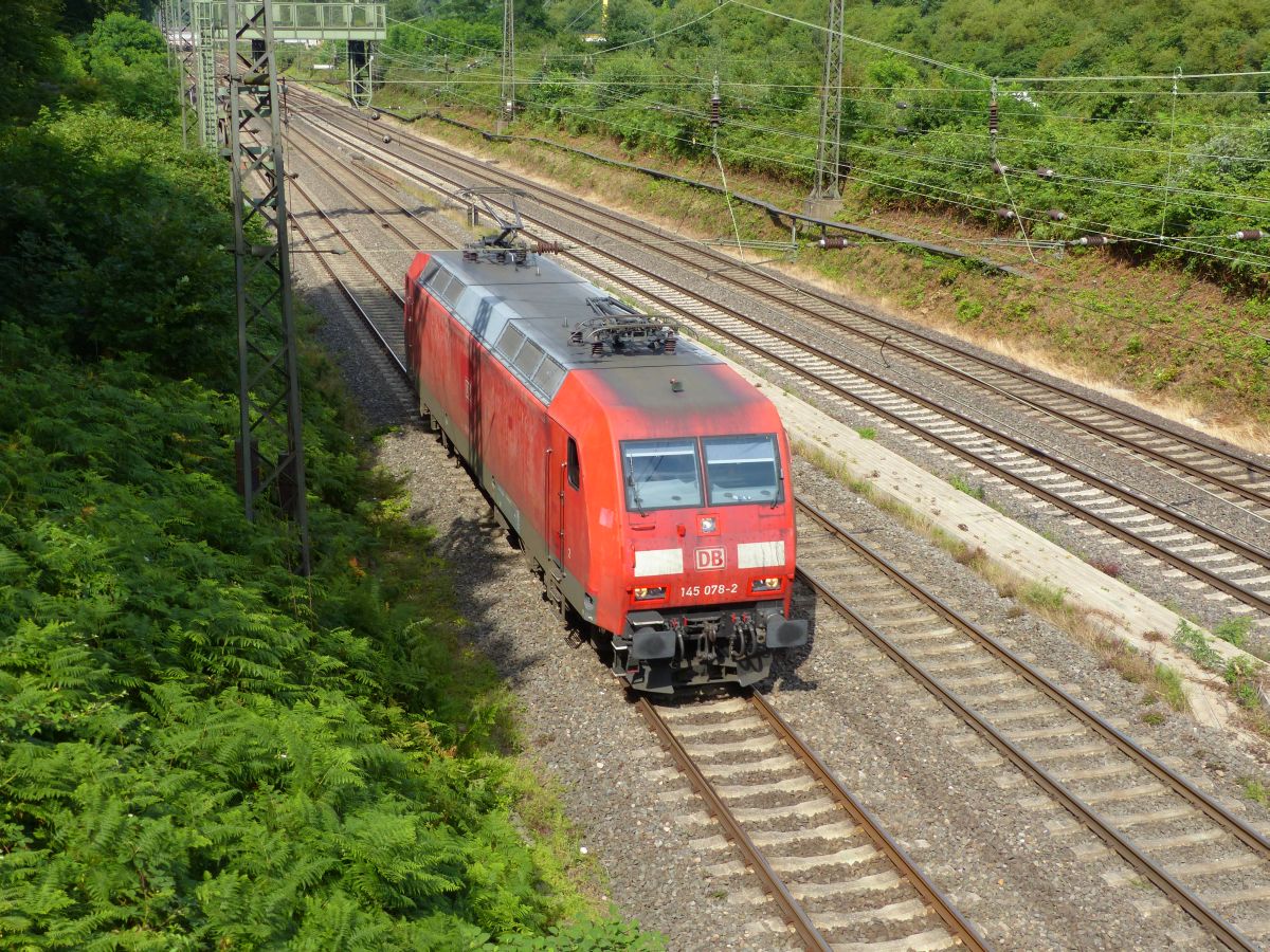 DB Cargo Lok 145 078-2 Abzweig Lotharstrasse, Aktienweg, Duisburg 13-07-2017.

DB Cargo loc 145 078-2 Abzweig Lotharstrasse, Aktienweg, Duisburg 13-07-2017.