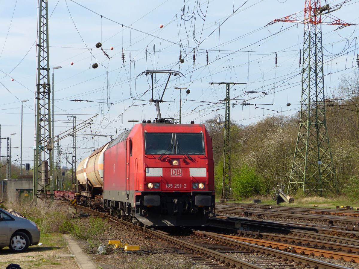 DB Cargo Lok 185 291-2 Rangierbahnhof K�ln Gremberg 31-03-2017.

DB Cargo Lok 185 291-2 rangeerstation Keulen Gremberg 31-03-2017.