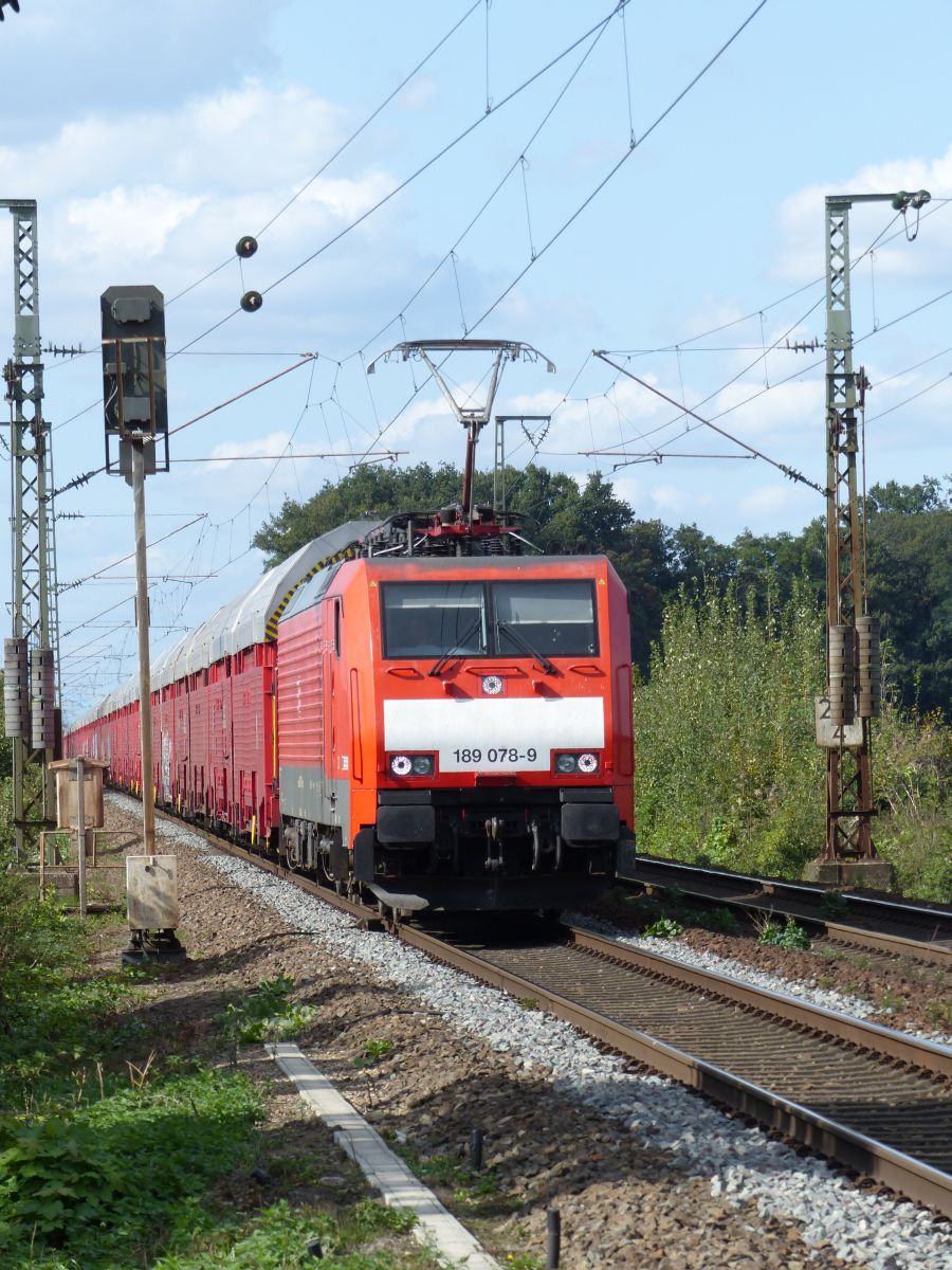 DB Cargo Lok 189 078-9 bij Bahnbergang Devesstrae, Salzbergen 13-09-2018.

DB Cargo loc 189 078-9 bij overweg Devesstrae, Salzbergen 13-09-2018.