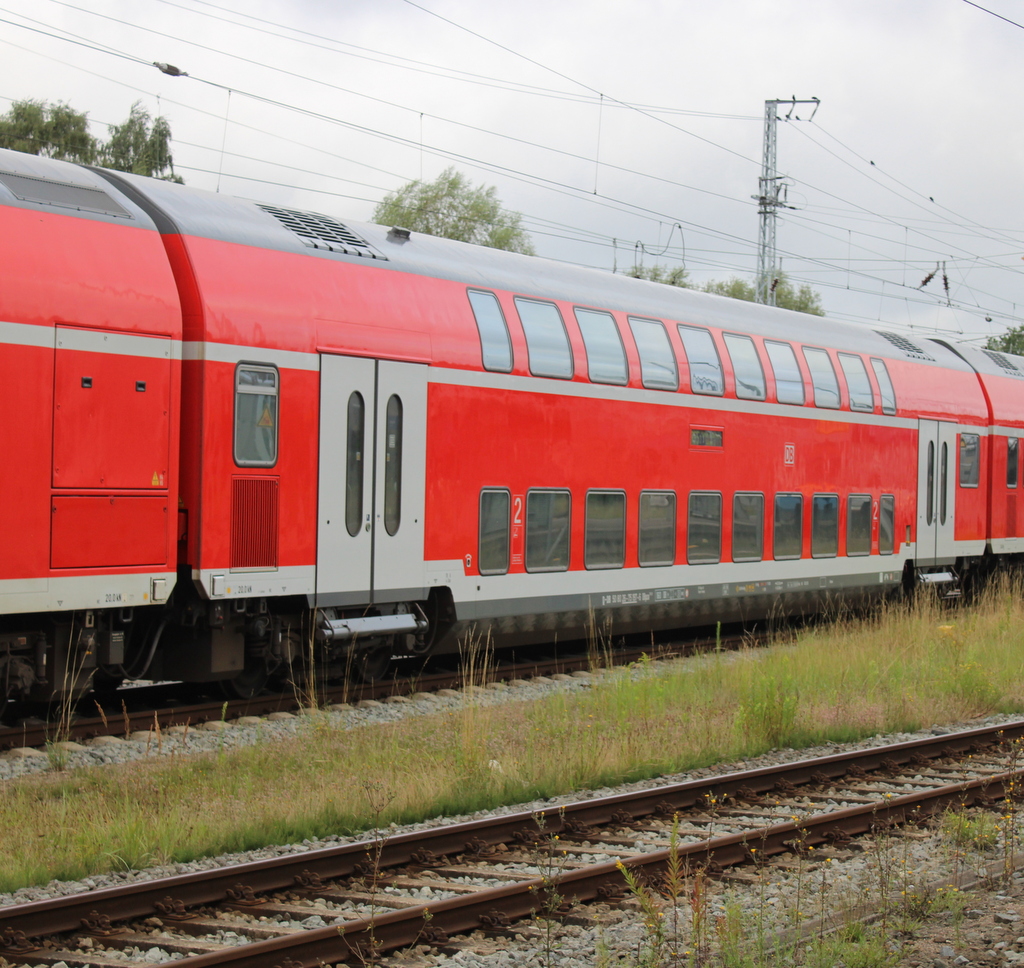 DB-Regio Hocheinstiegsdosto am 03.08.2025 im Rostocker Hbf.