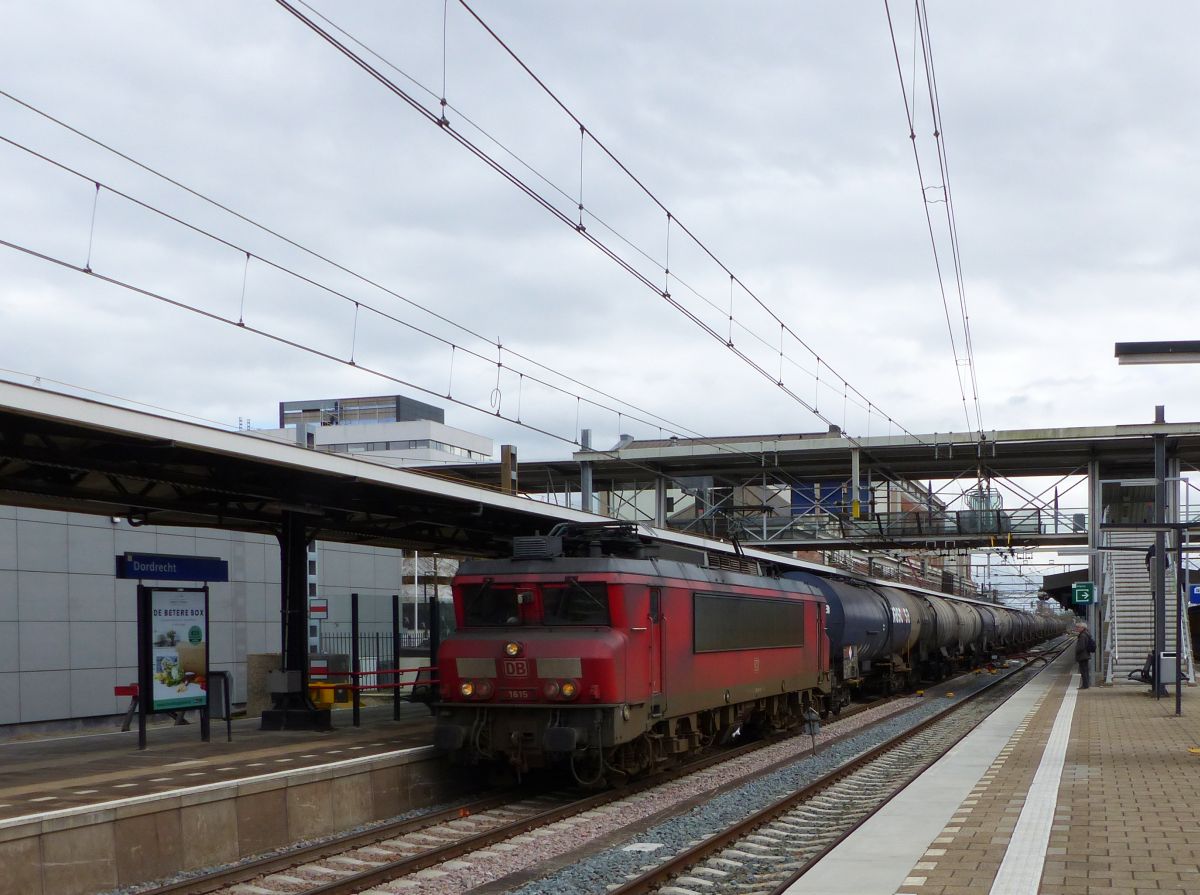 DB Schenker 1615 Gleis 1 Dordrecht, Niederlande 07-04-2016.