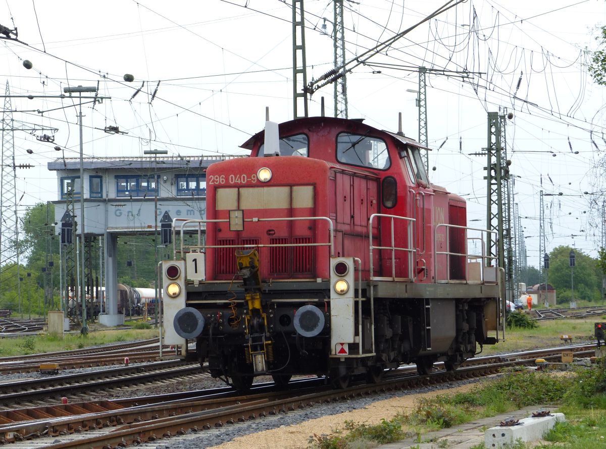 DB Schenker Diesellok 296 040-9 Rangierbahnhof Gremberg, Kln 20-05-2016..

DB Schenker dieselloc 296 040-9 rangeerstation Gremberg, Keulen 20-05-2016.