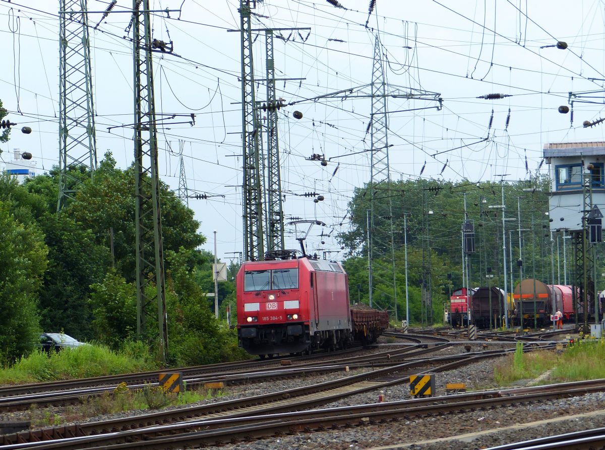 DB Schenker loc 185 384-5 Rangierbahnhof K�ln Gremberg. Gremberg Gnf (Gremberg Nord Fahrdienstleitung). Porzer Ringstra�e, K�ln 09-07-2016.

DB Schenker loc 185 384-5 rangeerstation Keulen Gremberg bij seinhuis Gremberg Gnf (Gremberg Nord Fahrdienstleitung). Porzer Ringstra�e, Keulen 09-07-2016.