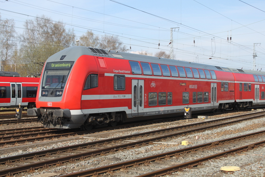 DBpzfa 766.1 Caspar David Friedrich am 09.04.2016 im Rostocker Hbf.