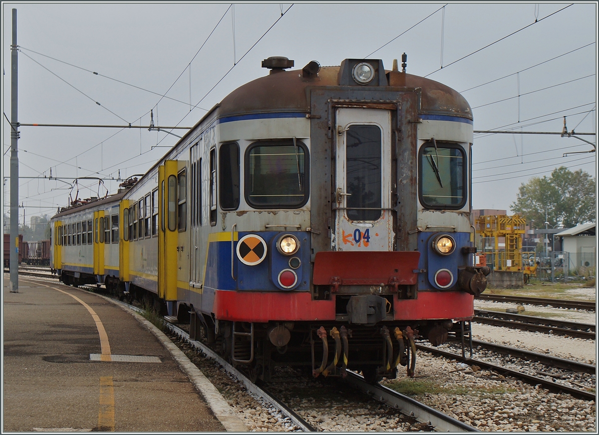Der 17 ALe 054 04 M2 und M1 in Modena. 20. Sept. 2014 