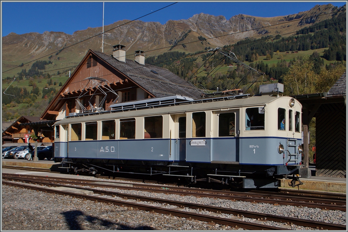 Der ASD BCFe 4/4 N 1 in Les Diablerets.
18. Oktober 2014