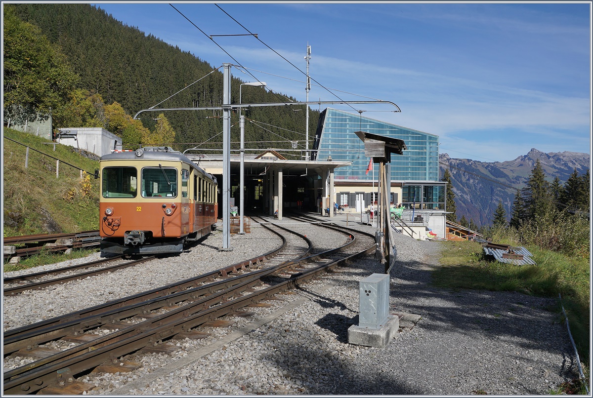 Der BLM Be 4/4 22 in der Station Gütschalp. 

16. Oktober 2018