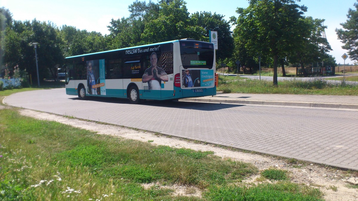 Der Citaro NB SW 540....und hier mal die kleine Version des Citaro was ich im Sommer fotografiert habe auf der Linie 10.....aber noch mit seinem alten Traffic Board zu sehen ist.....und das ist das der Einstieg nur vorne ist 