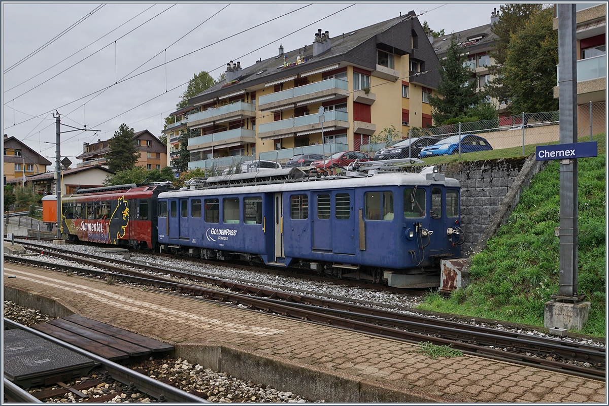 Der dazugehrige Be 4/4 und der BDe 4/4 3005 stehen derweil in Chernex.

4. Okt. 2019