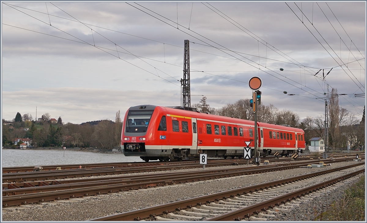 Der DB VT 612 090 erreicht vom Allgu kommend Lindau Hbf. 

16. Mrz 2019  