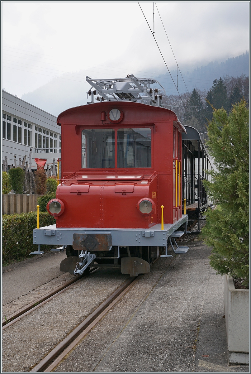 Der GFM Te 2/2 12 steht nun in Broc Fabrique bei der Schokoladenfabrik.

3. April 2021