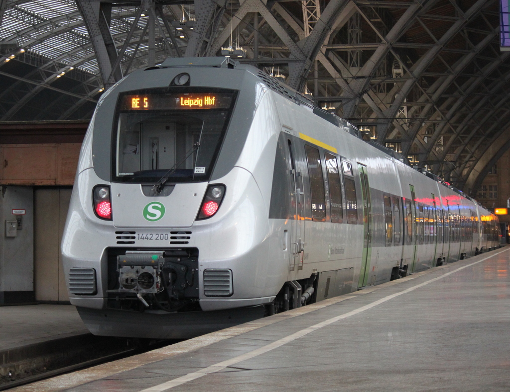 der nchste Hamster lie am 23.11.2013 nicht lange auf sich warten im Leipziger Hbf.