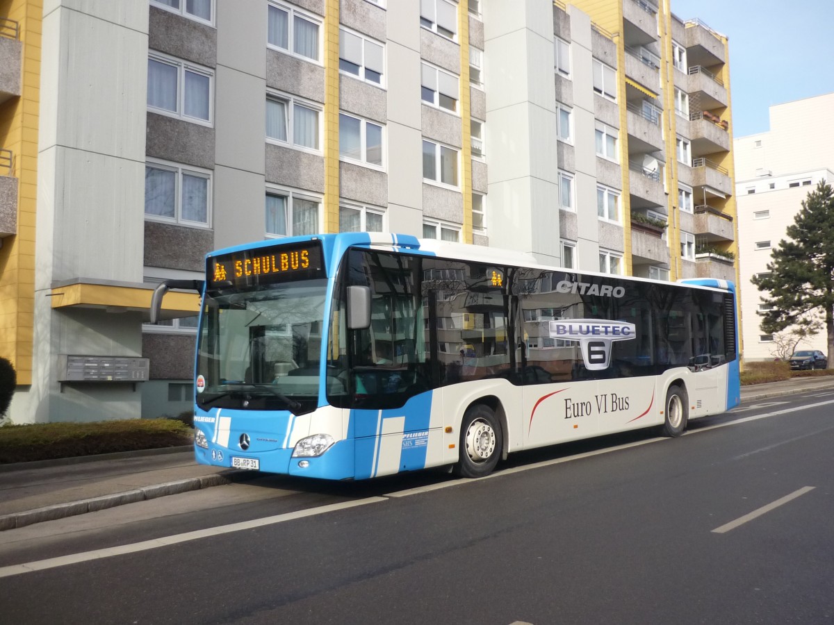 Der neue MB-Citaro C2 Euro6, der Fa. Pflieger, B�blingen, unterwegs in Maichingen , als Schulbus unterwegs