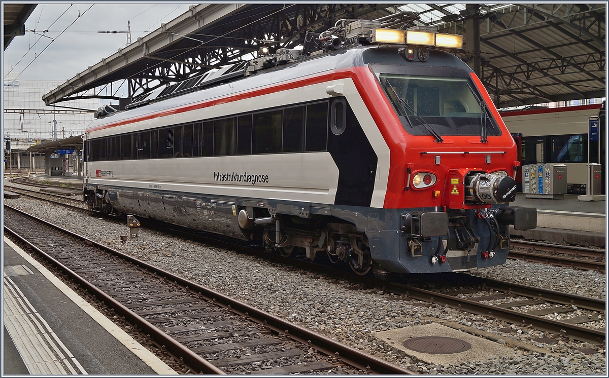 Der SBB Infrastrukturdiagnose XTmas 99 85 9 160-5 in Lausanne.

6. Sept. 2020