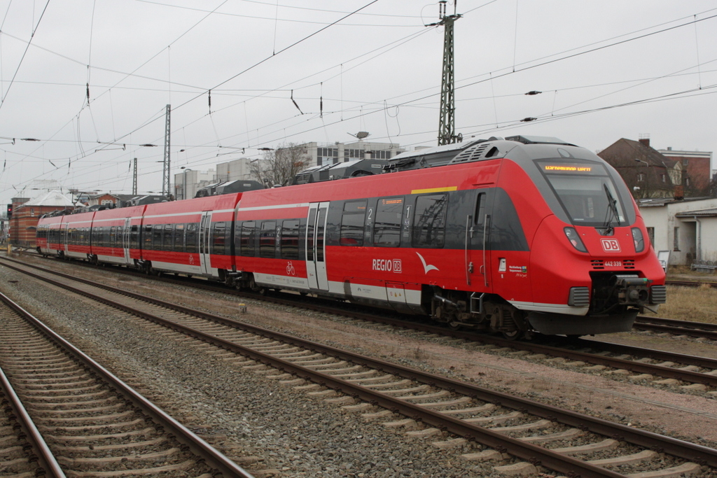 Der Sorgenhamster 442 339 stand am 29.01.2016 als S1 von Rostock Hbf nach Warnemnde im Rostocker Hbf.