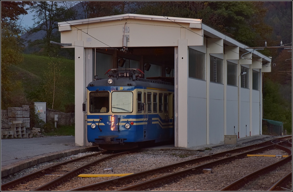 Der SSIF ABe 8/8 21 Roma wurde bereits 1959 fr die FART gebaut und ist 1982 in den Bestand der italienischen Gesellschaft bernommen worden. Re, Oktober 2016.