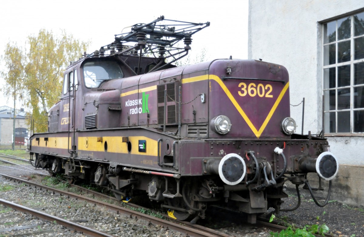 Die 3602 der CFL steht als Botschafterlok im Bahnpark Augsburg am 25.10.2009.