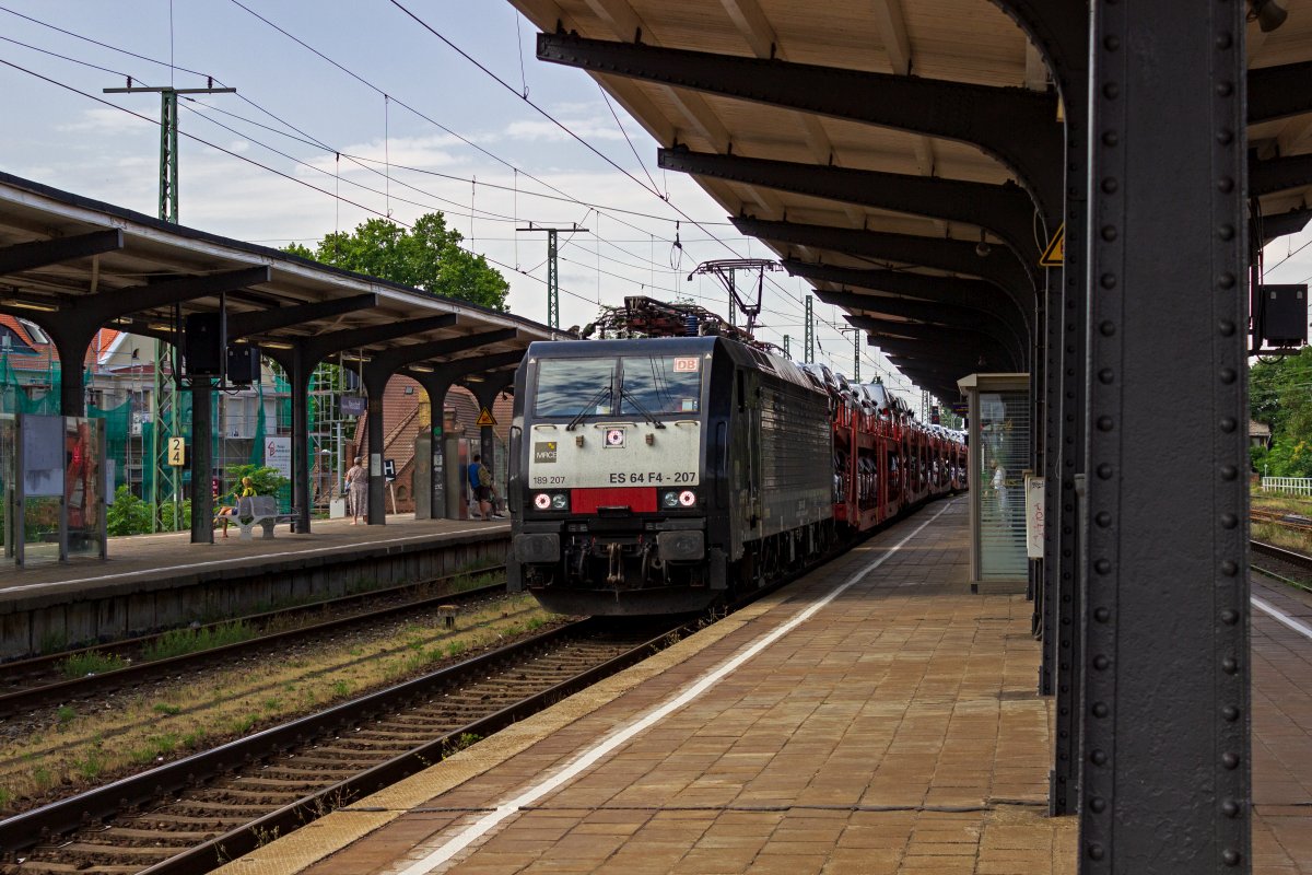 Die von MRCE an DB Cargo vermietete 189 207 durchf�hrt am 21.07.22 mit einem G�terzug Magdeburg-Neustadt.
