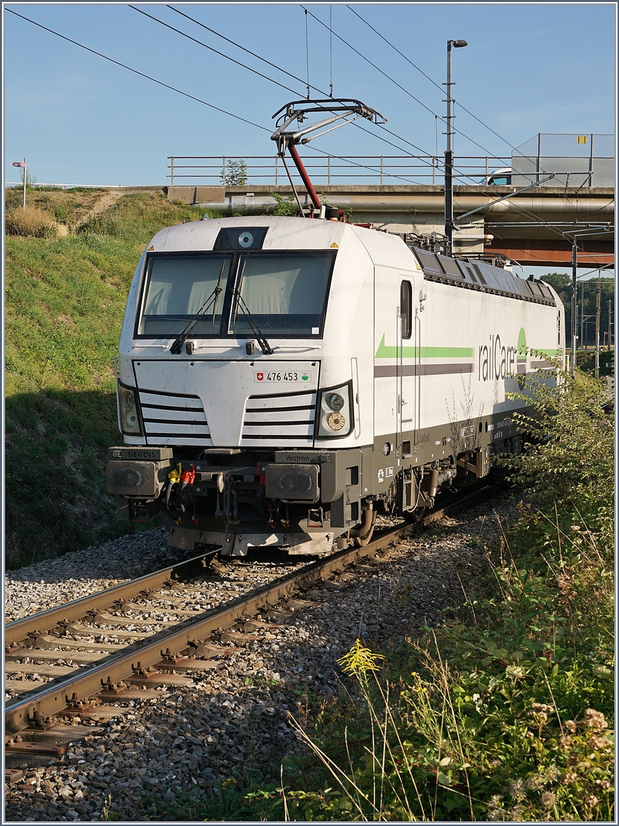 Die Rail Care Rem 476 453-6 VAUD (UIC 91 85 4476 453-6 CH-RLC) in Vufflens la Ville. 29. August 2018