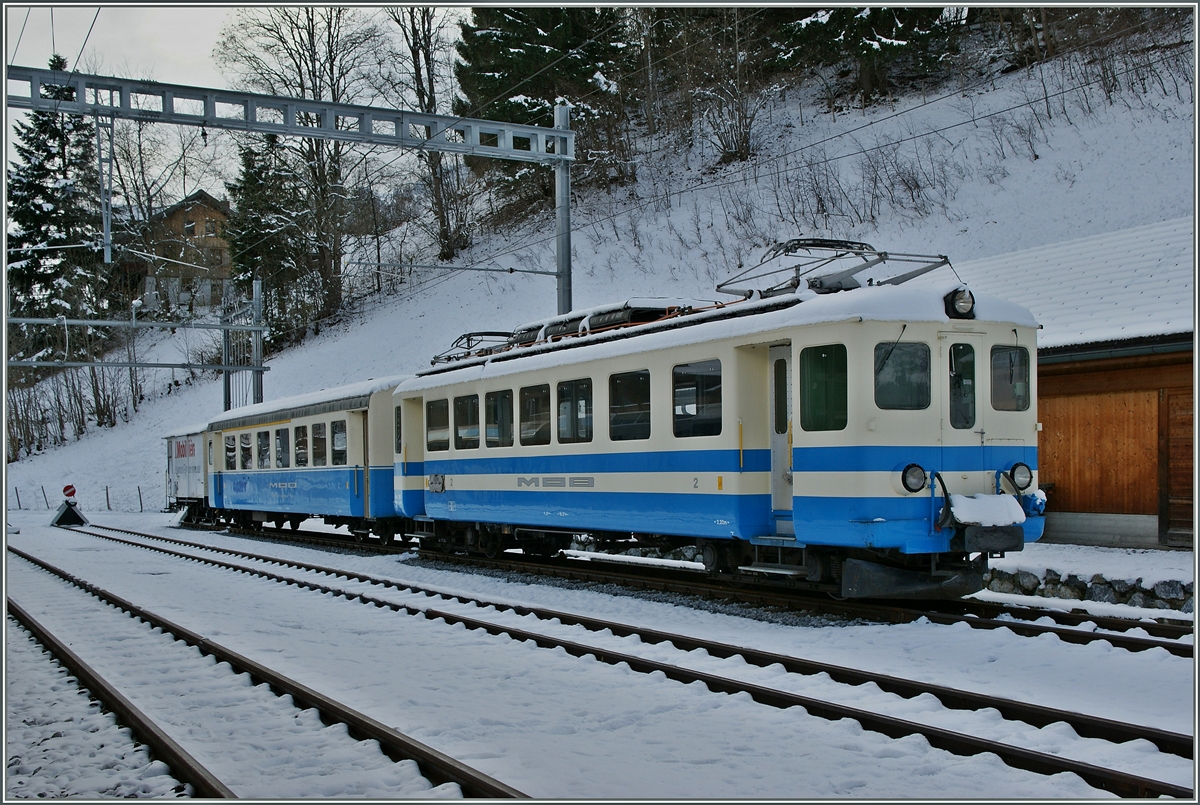 Dieser abgestellte, aber schmucke MOB Zug zeigte sich uns heute in Gstaad. 
24. Nov. 2013
