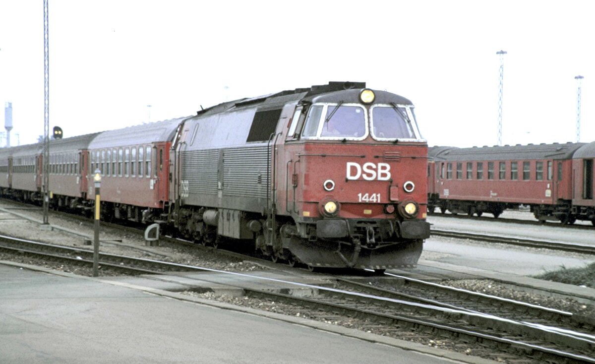 DSB MZ Nr.1441 in Frederikshavn am 18.07.1985.