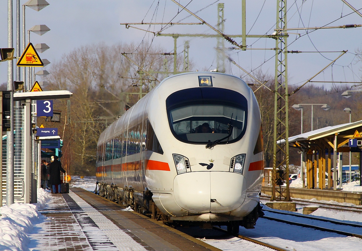 DSB/DB ICE-(T)D 0605 007/107/207/507  Århus  verlässt hier Schleswig Richtung Berlin Ostbahnhof. 05.02.2015